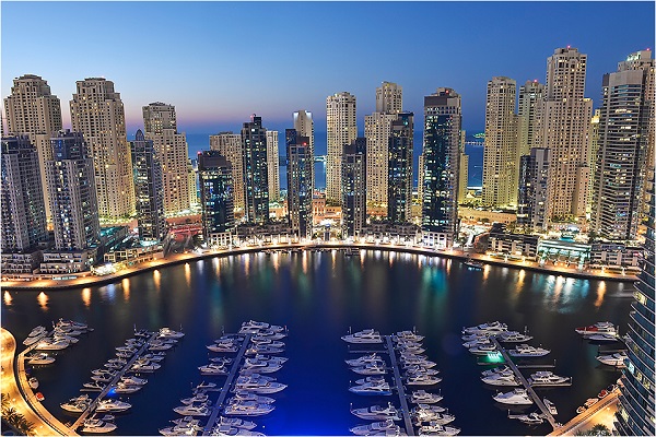 В Дубае за покупку недвижимости дарят суперкары.
