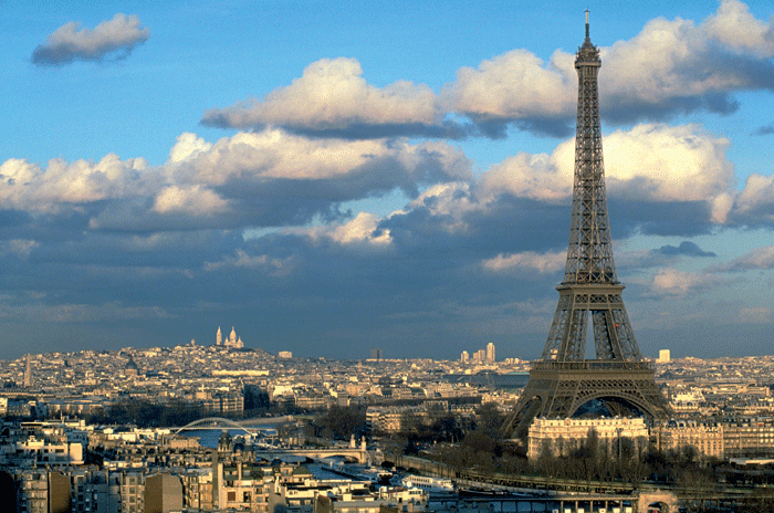 Эйфелева башня - самый дорогой памятник Европы