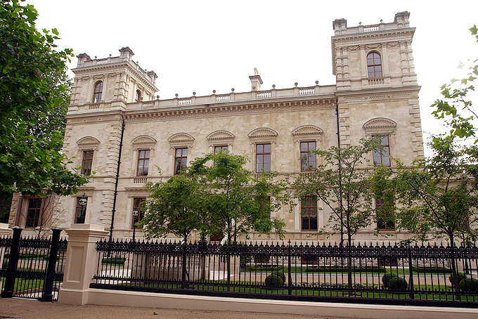 Особняк Kensington Palace Gardens (Лондон)