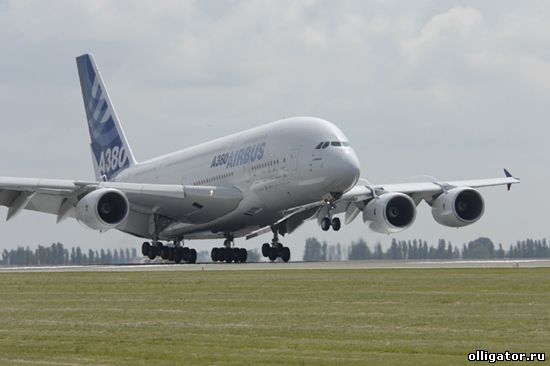 Саудовский принц Аль-Валид бен Таляль купил самолет Airbus А380