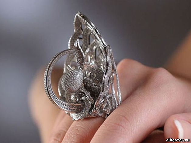 Самое дорогое кольцо в мире - кольцо "Царевна Лебедь" - фото